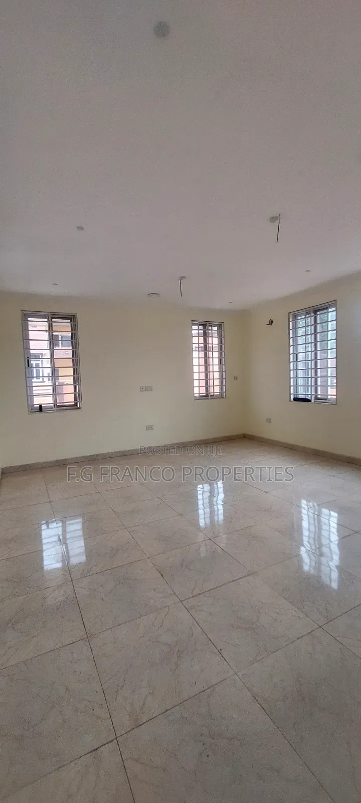 4bdrm House in Kg. Franco, Spintex for sale