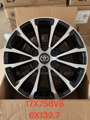 Photo - Toyota 4x4 Rim17 Set