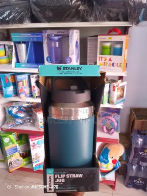 Stanley Flip Straw Jug 1.9l