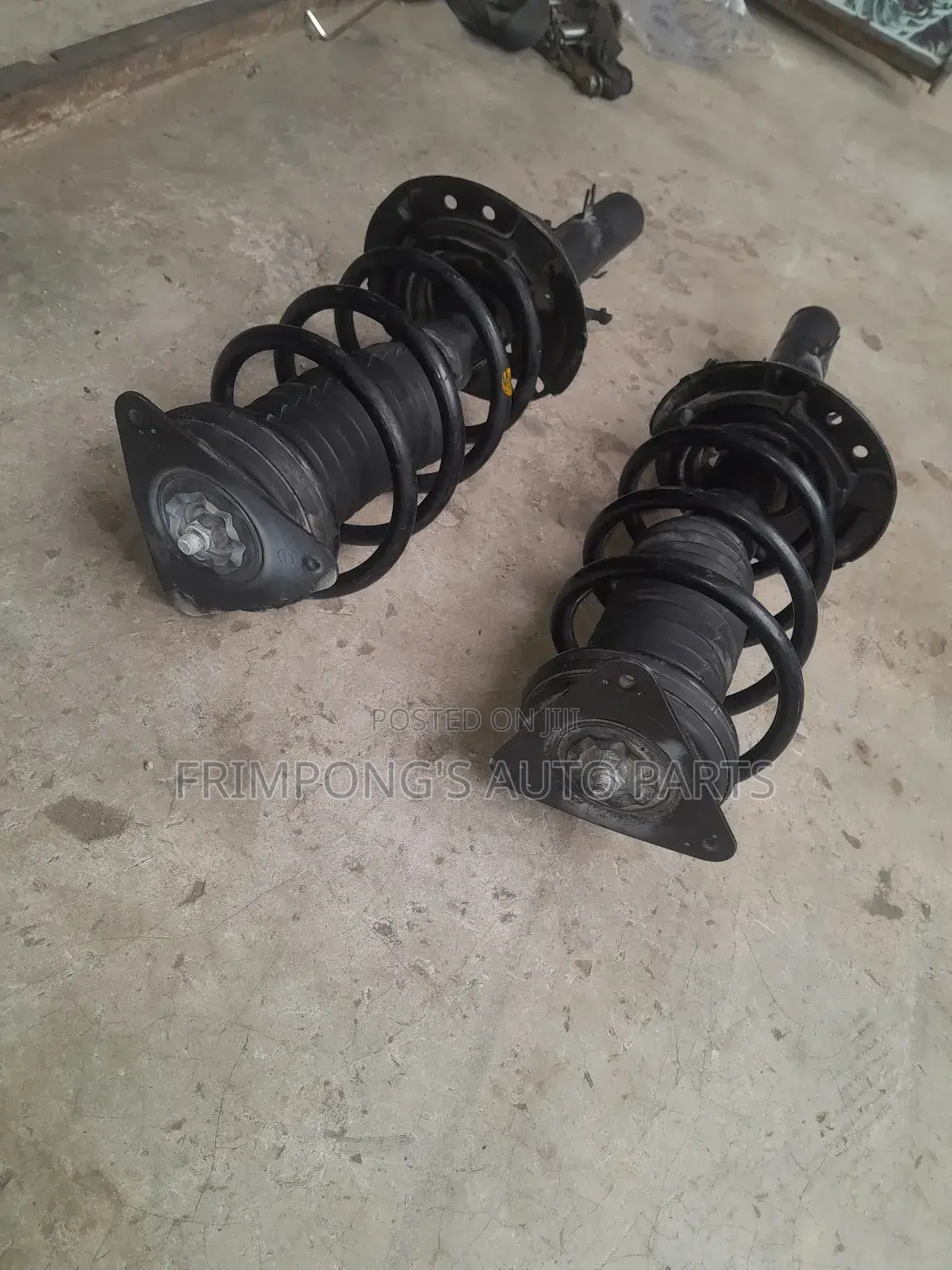 Nissan Rogue 2014 to 2018 Front Shocks