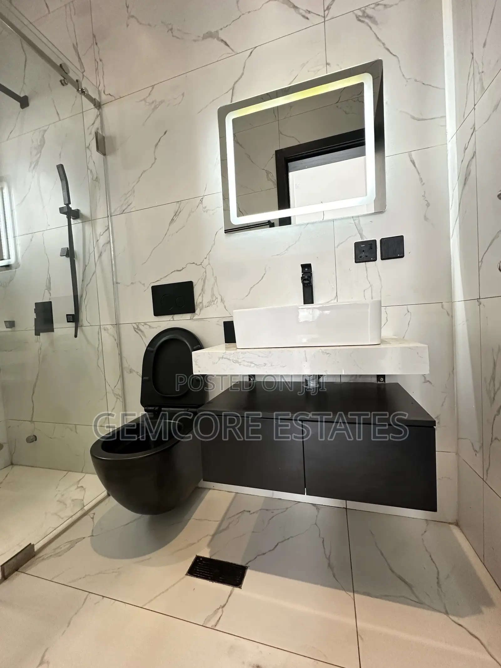 4bdrm House in East Legon Hills, Ashaley Botwe for sale