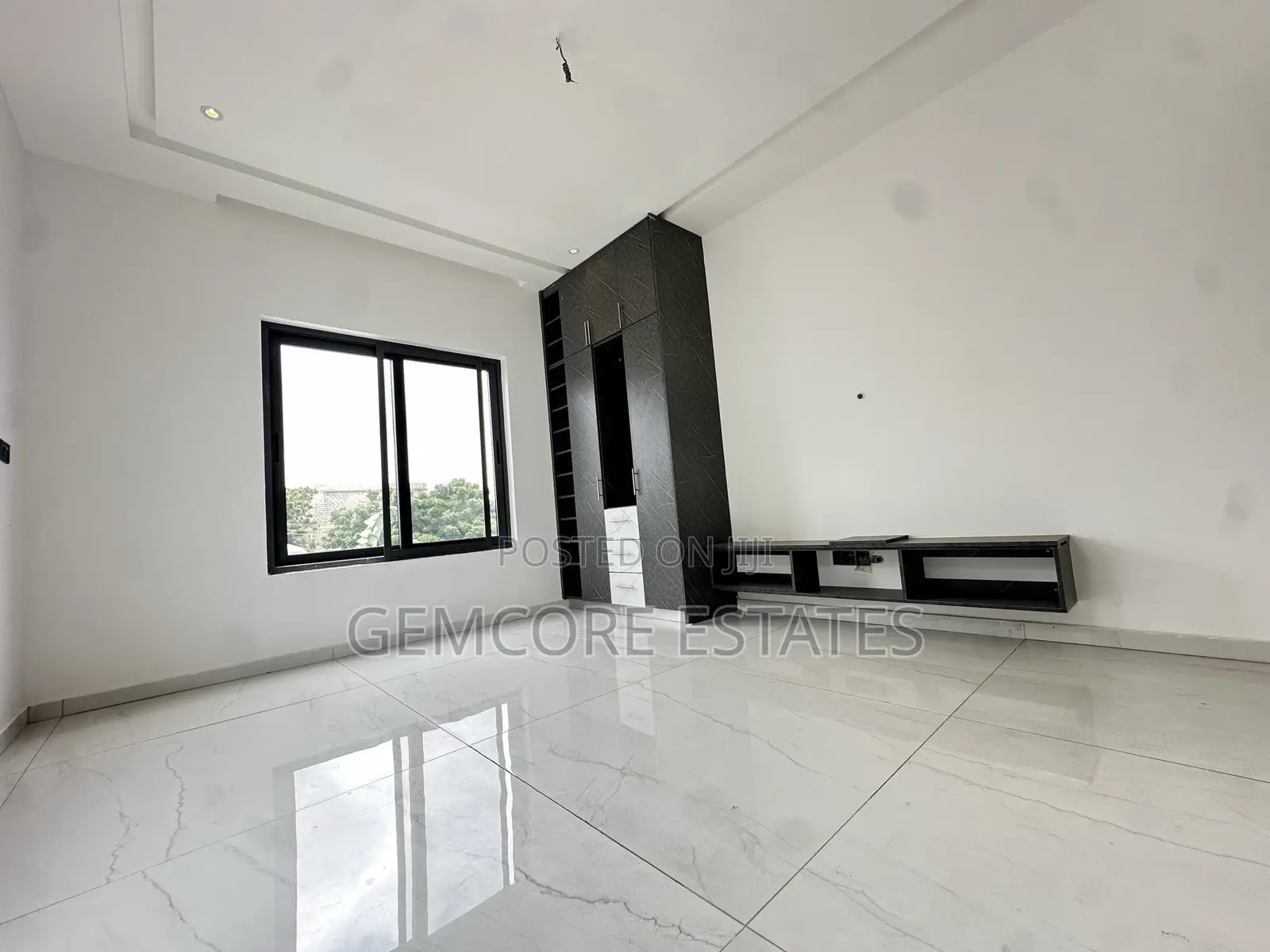 4bdrm House in East Legon Hills, Ashaley Botwe for sale