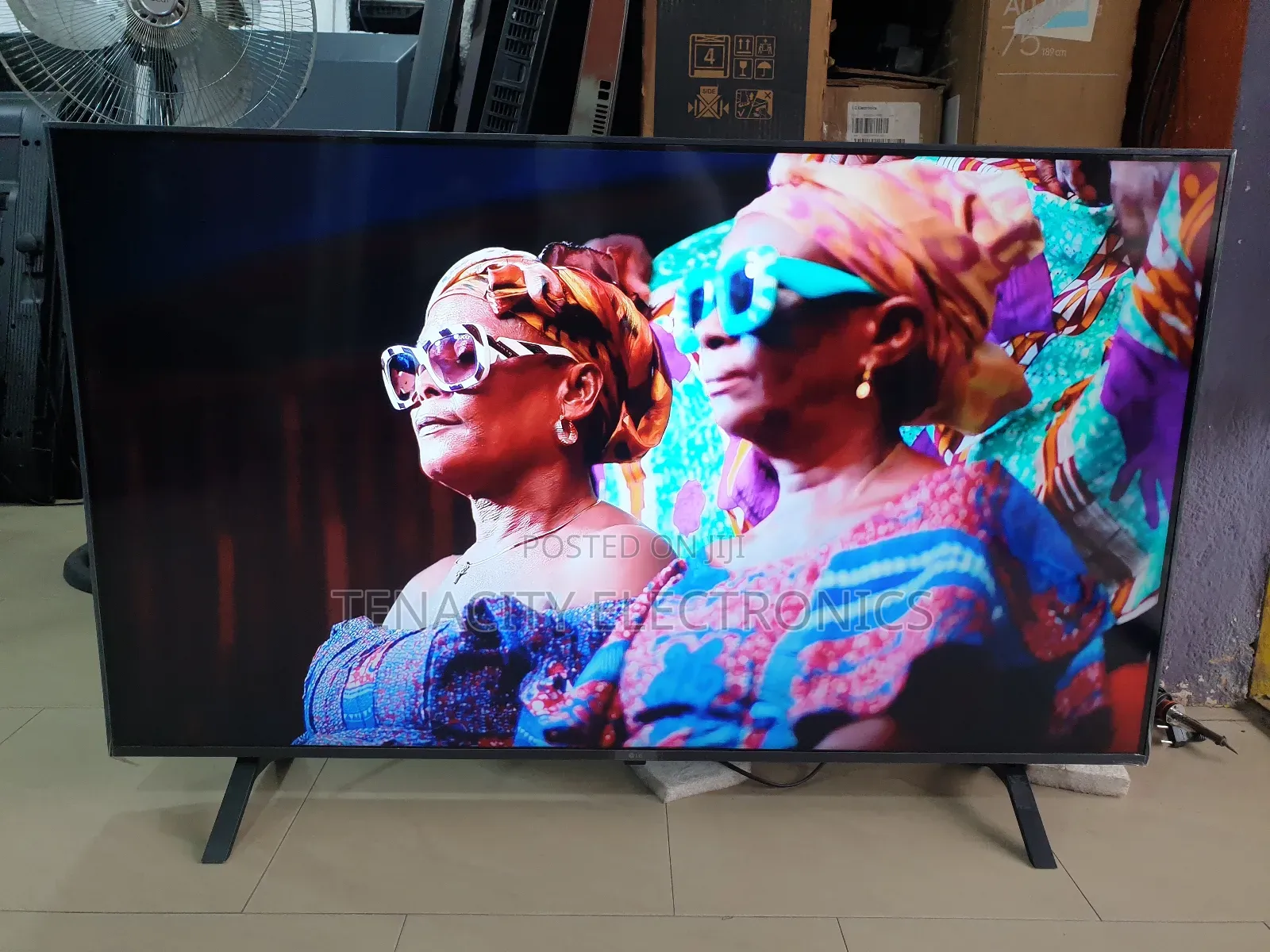 Lg Uhd 50inches HDR HDR Smart Satellite Tv