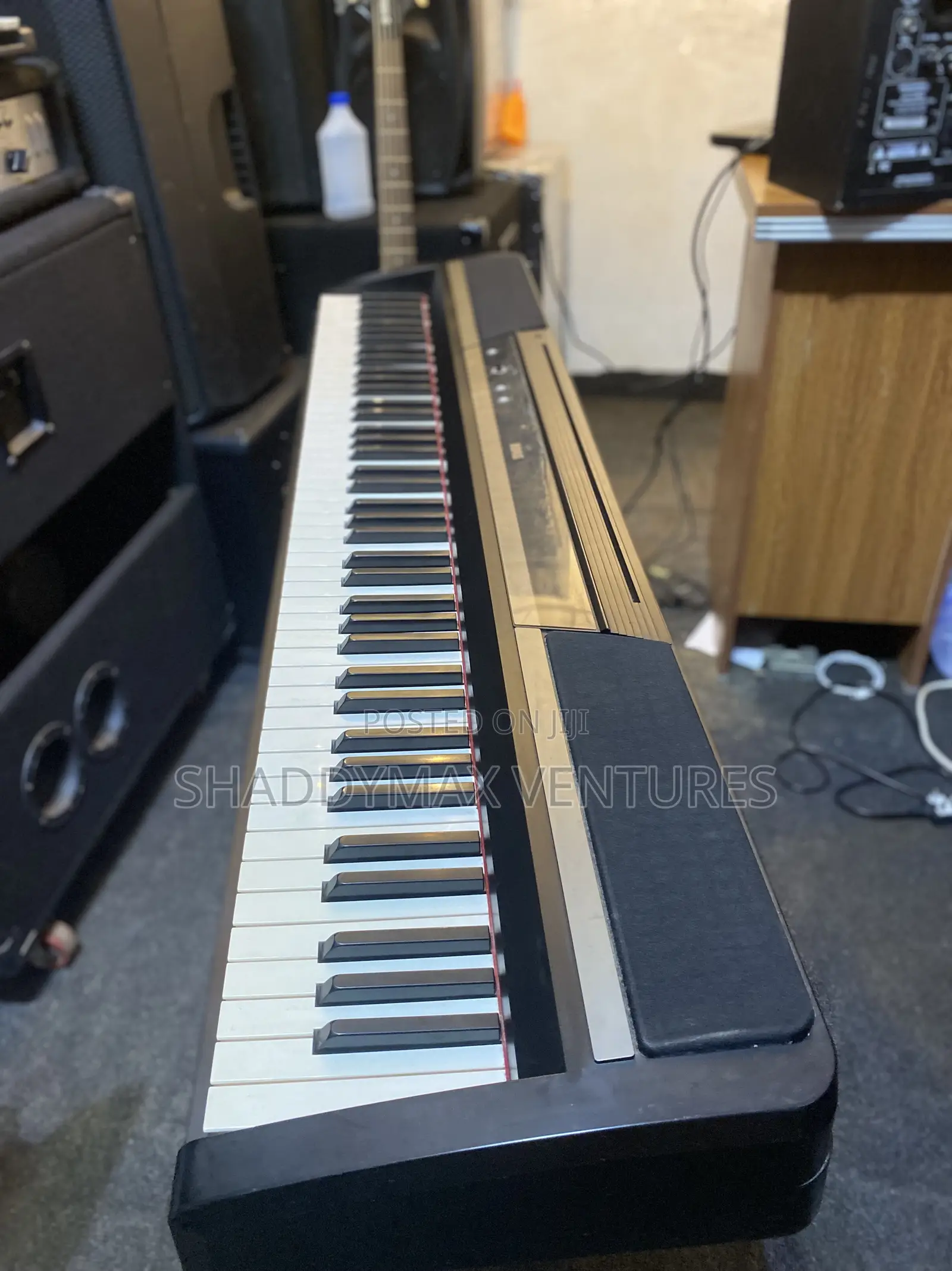 Korg Sp170s Keyboard