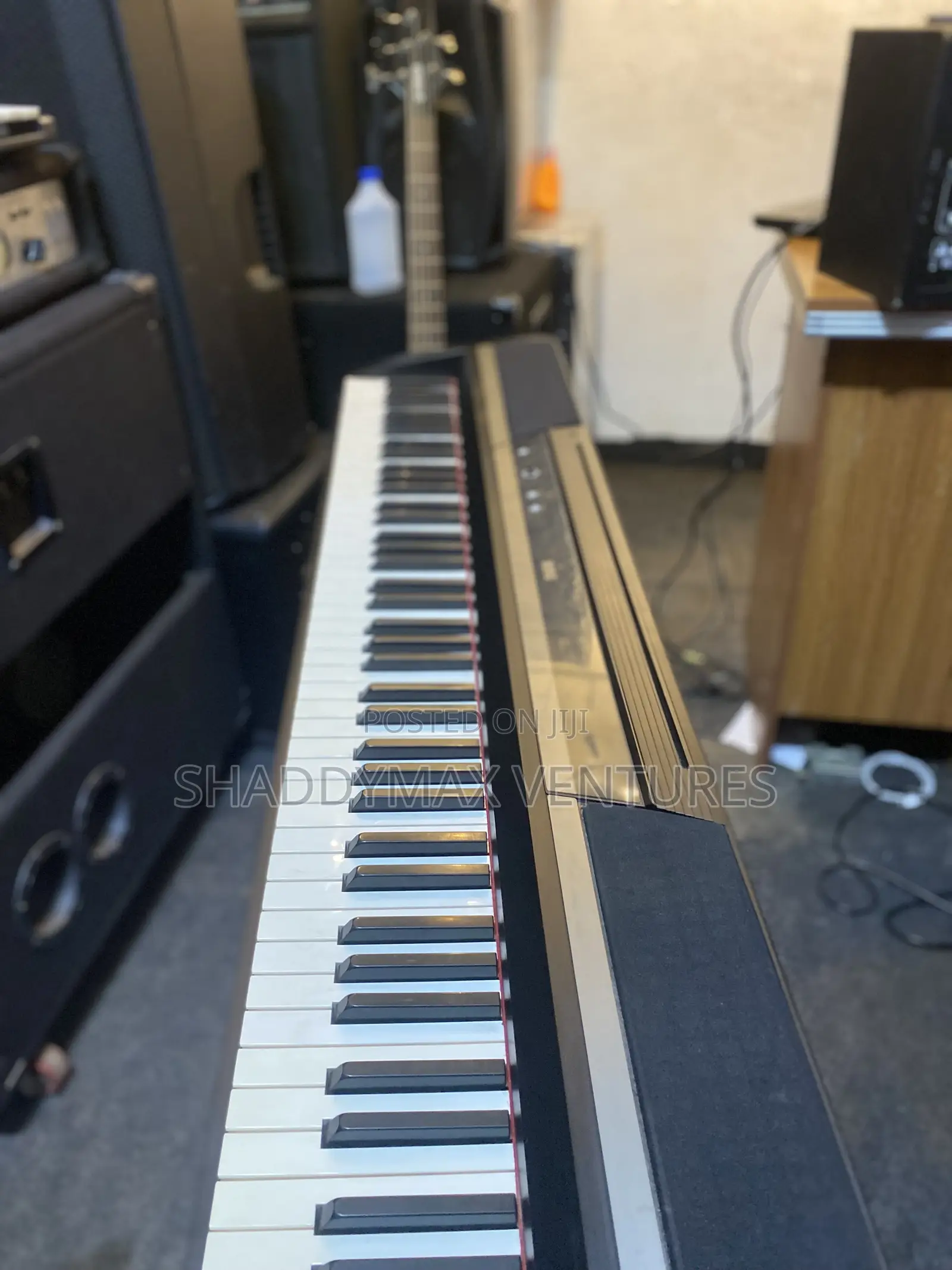 Korg Sp170s Keyboard