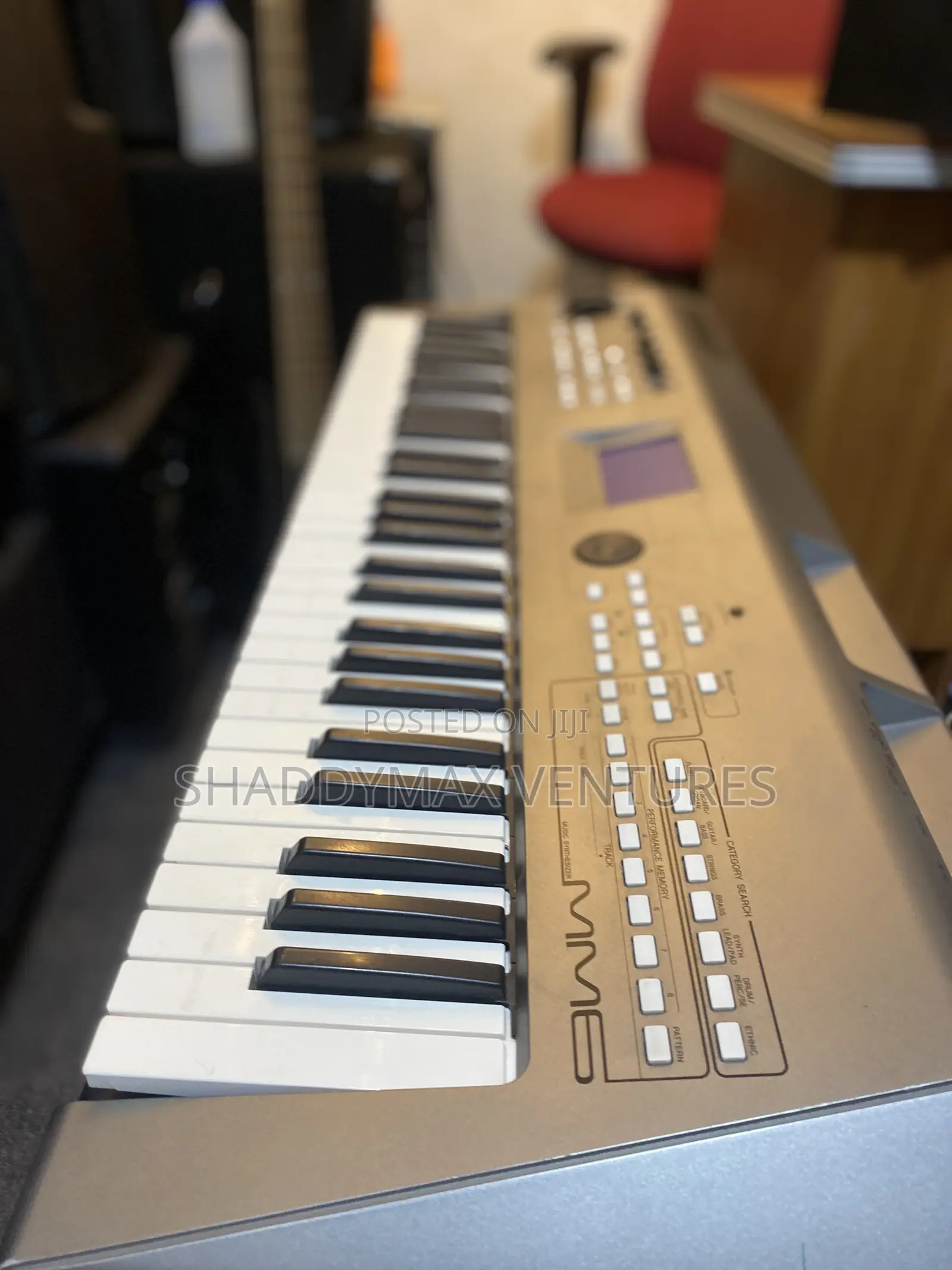 Yamaha Mm6 Synthesizer Keyboard