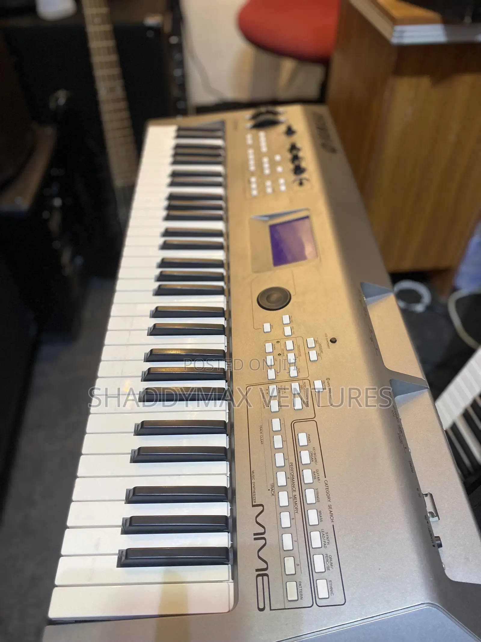 Yamaha Mm6 Synthesizer Keyboard