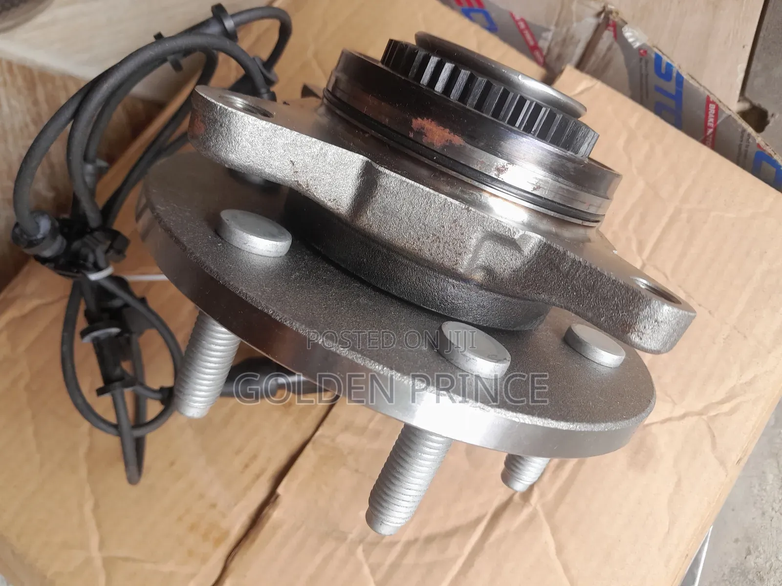 Ford F-150 2010-2014 Front Hub (1pc)