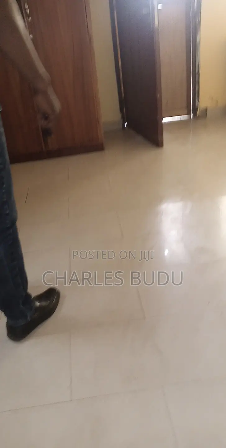 Single Room Sc in Dansoman Control for Two Years