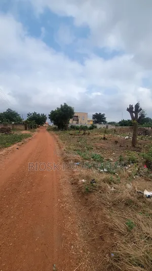 Rresidential Titled Land for Sale at Malejor