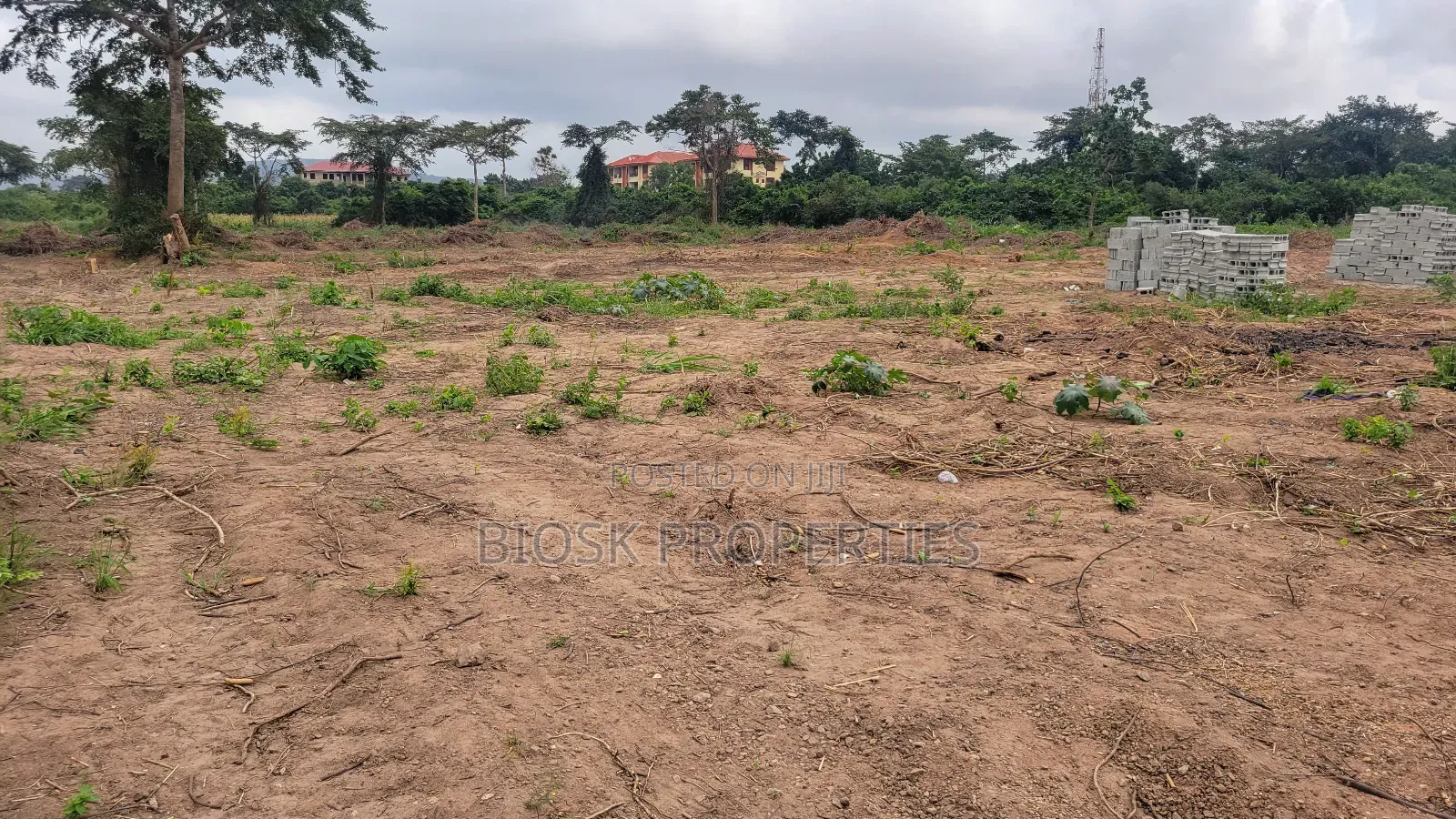 Rresidential Titled Land for Sale at Malejor