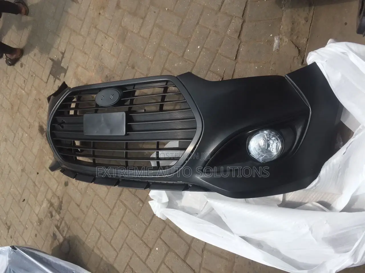 Hyundai Veloster 2013 Front Bumper