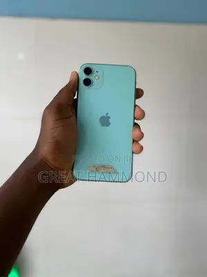 Photo - Apple iPhone 11 128 GB