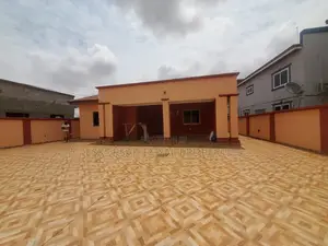 3bdrm House in Lakeside for rent
