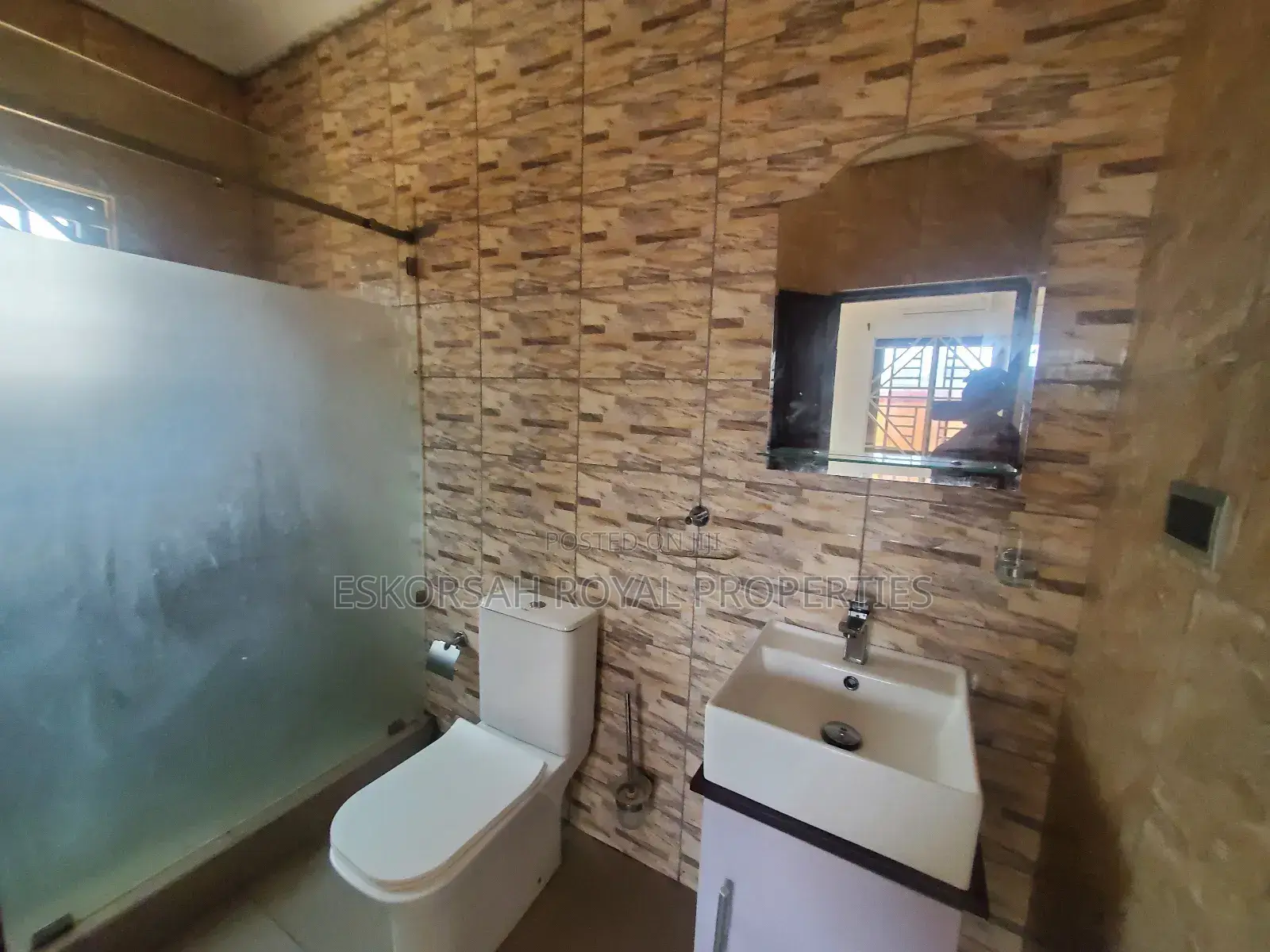 3bdrm House in Lakeside for rent