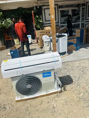 Get a New White Midea Air Conditioner MSAF-24CRN1. Split R