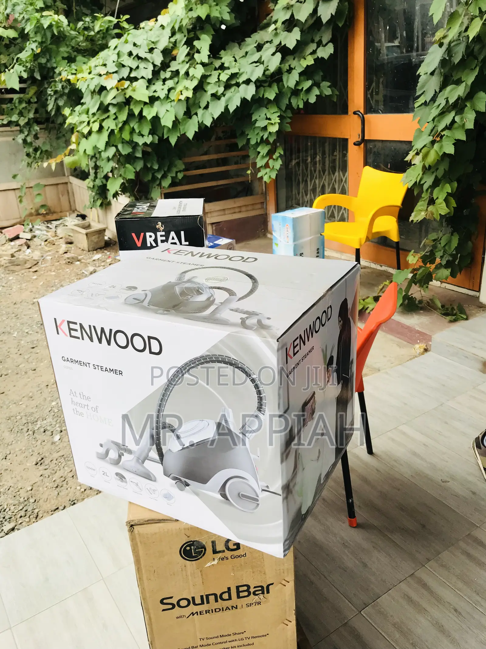 Uniquely Designed Kenwood Electric Vacumm Cleaner(1500watt)