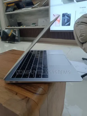Laptop Apple MacBook Air 2019 8GB Intel Core I5 SSD 256GB