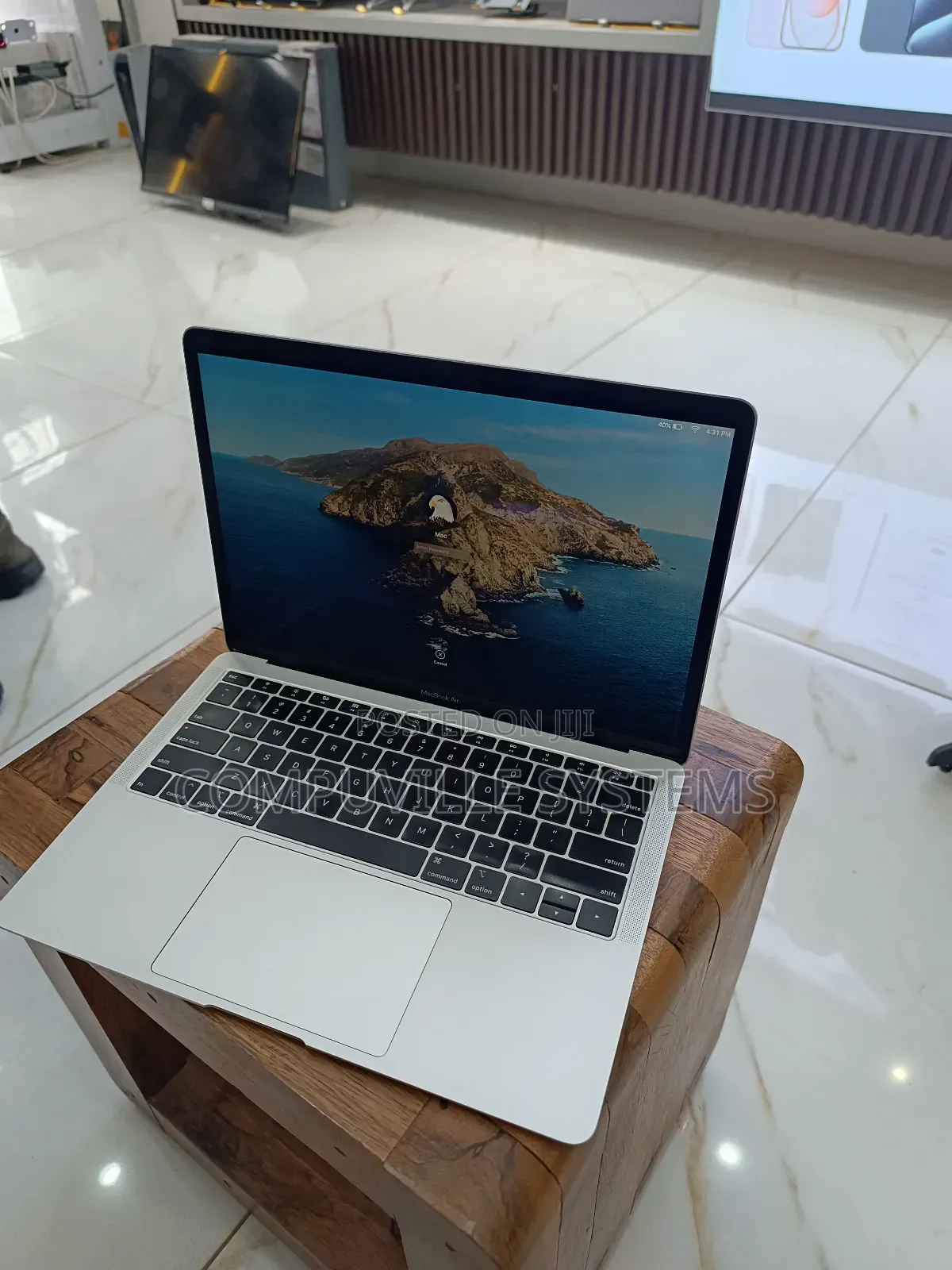 Laptop Apple MacBook Air 2019 8GB Intel Core I5 SSD 256GB