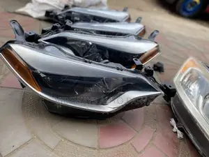 Corolla 2015 Headlight