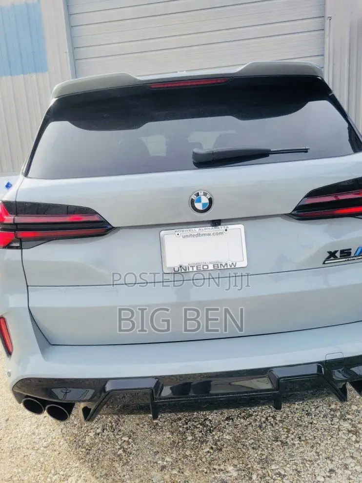 New BMW X5 M60i 2024 Gray