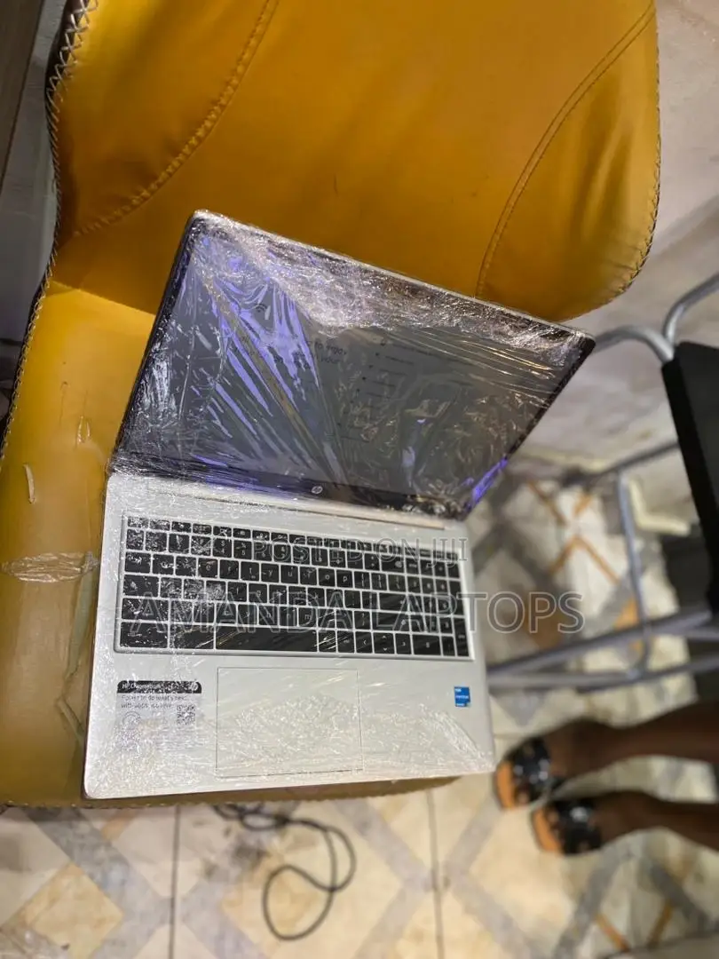 New Laptop HP 15-Dy1031wm 4GB Intel Pentium SSD 60GB