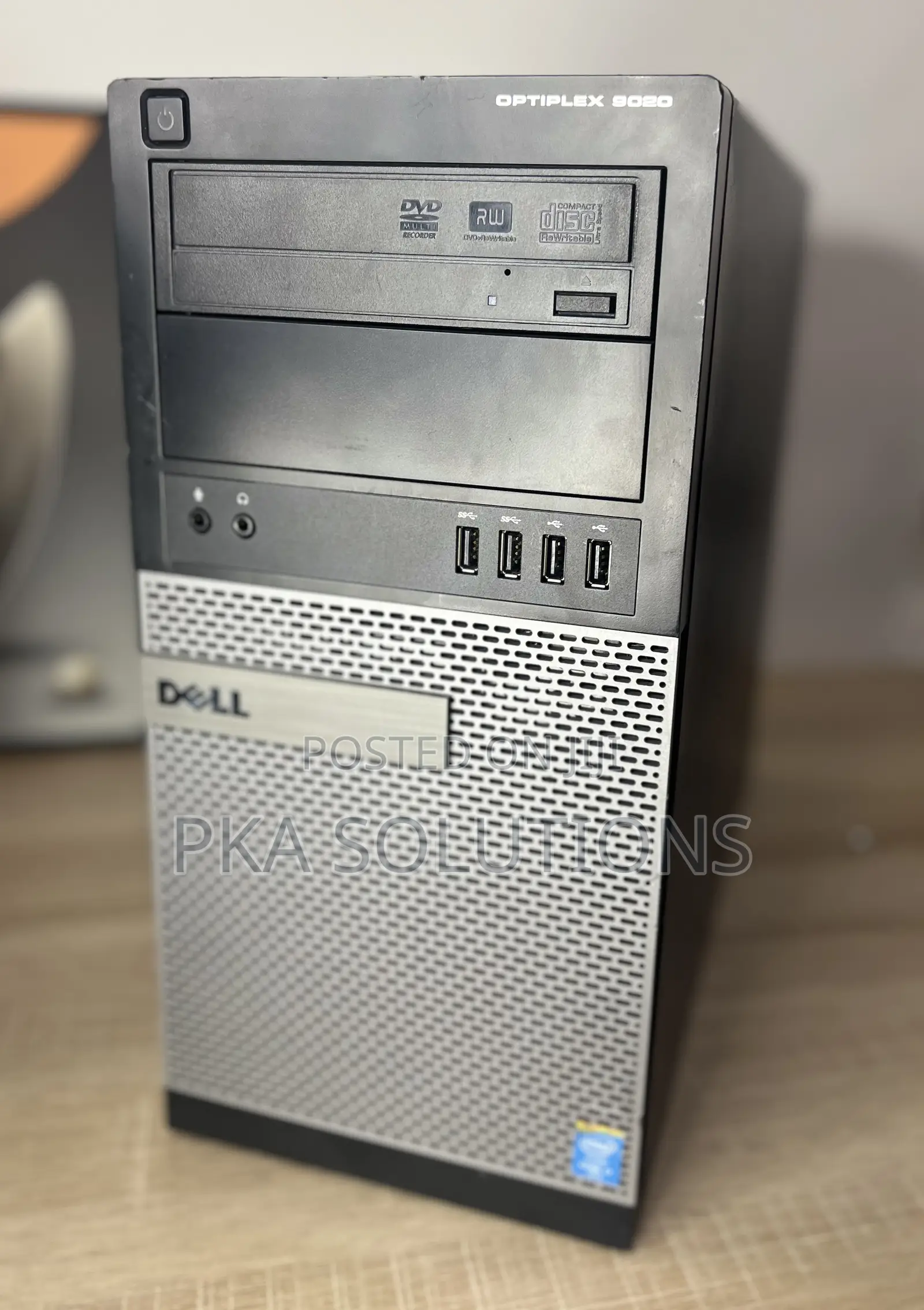 Desktop Computer Dell OptiPlex 9020 8GB Intel Core I7 HDD 1T