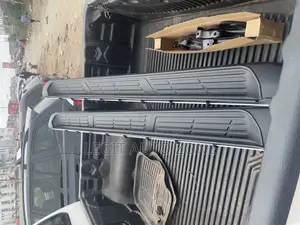 Toyota Hulix 2012,2020 Side Stepper