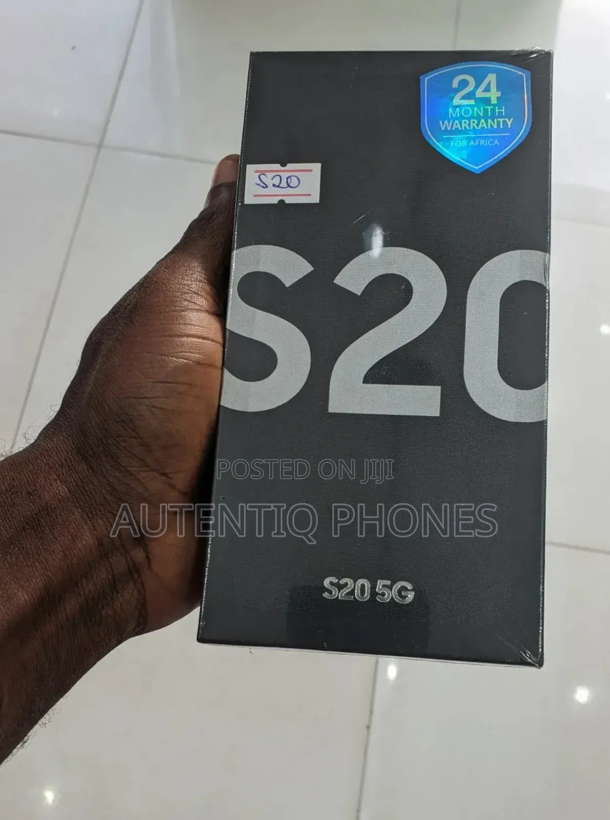 New Samsung Galaxy S20 128 GB Gray