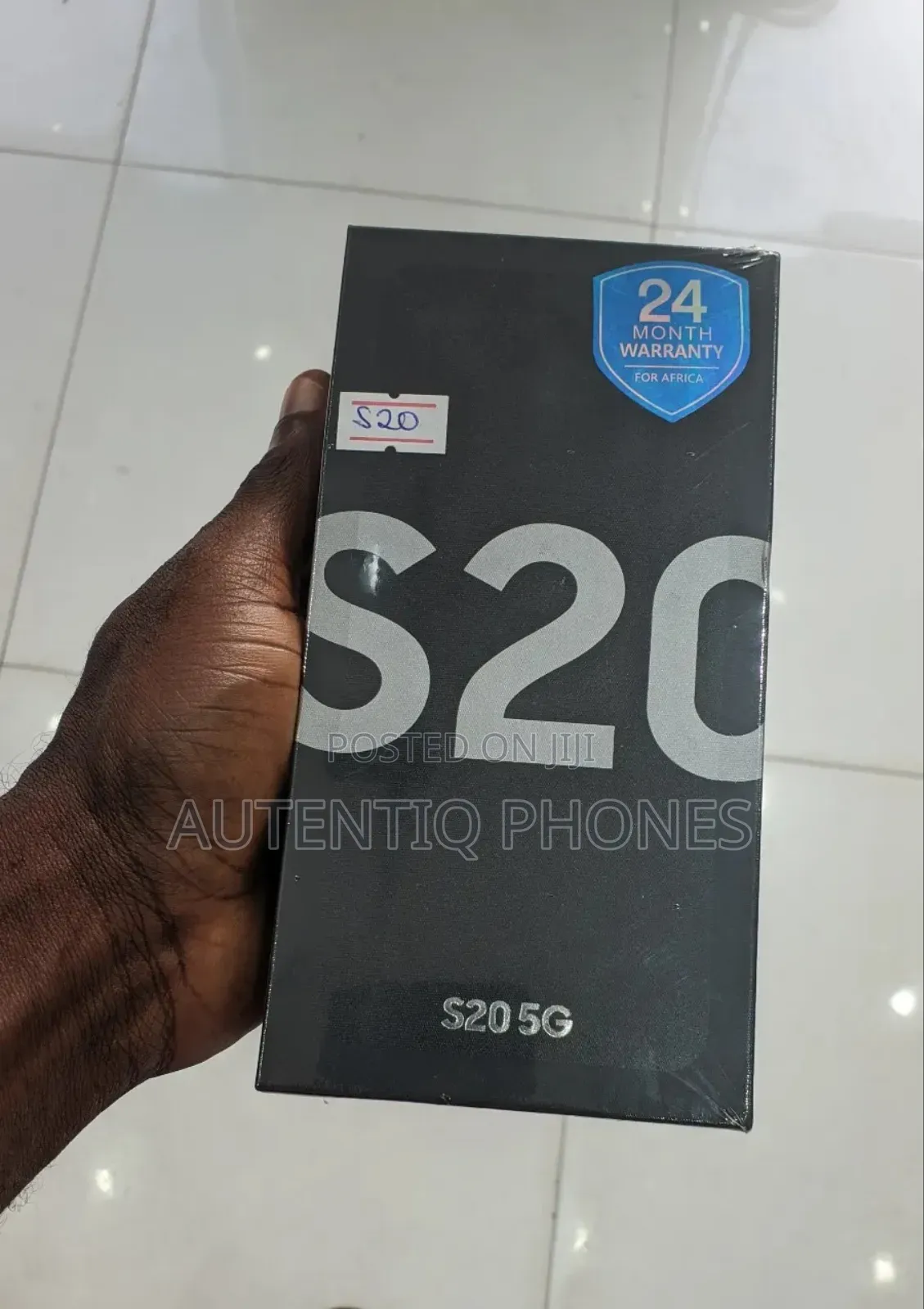 New Samsung Galaxy S20 128 GB Gray