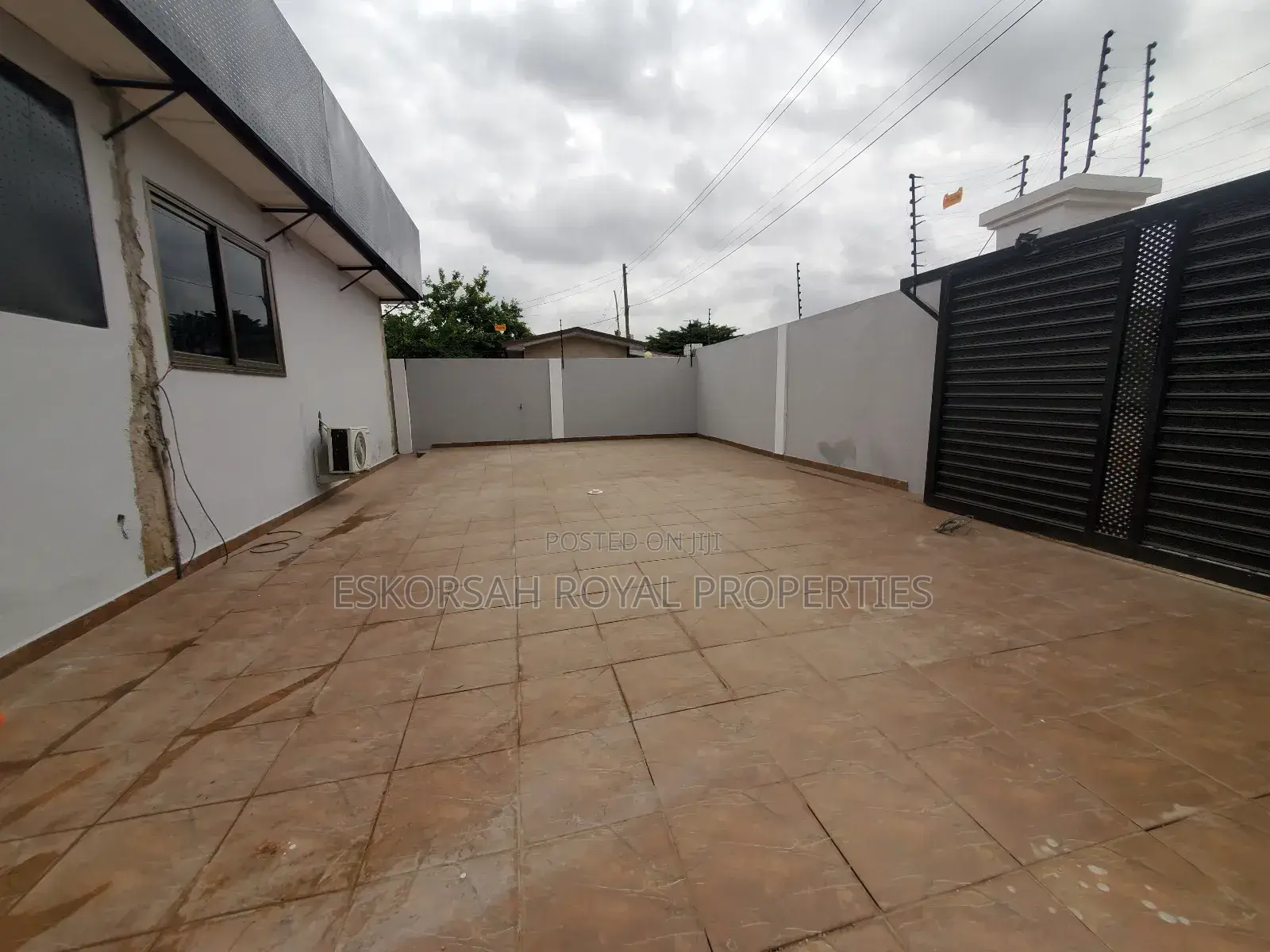 2bdrm Apartment in East Legon Hills, School Junction for rent