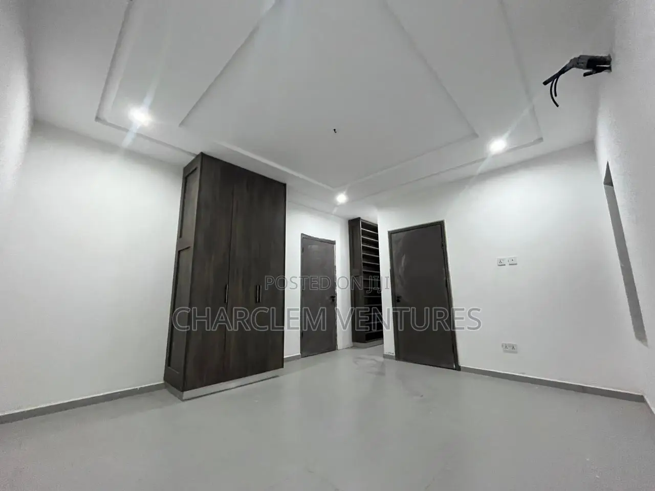 3bdrm Townhouse/Terrace in Charclem Ventures, East Legon for sale