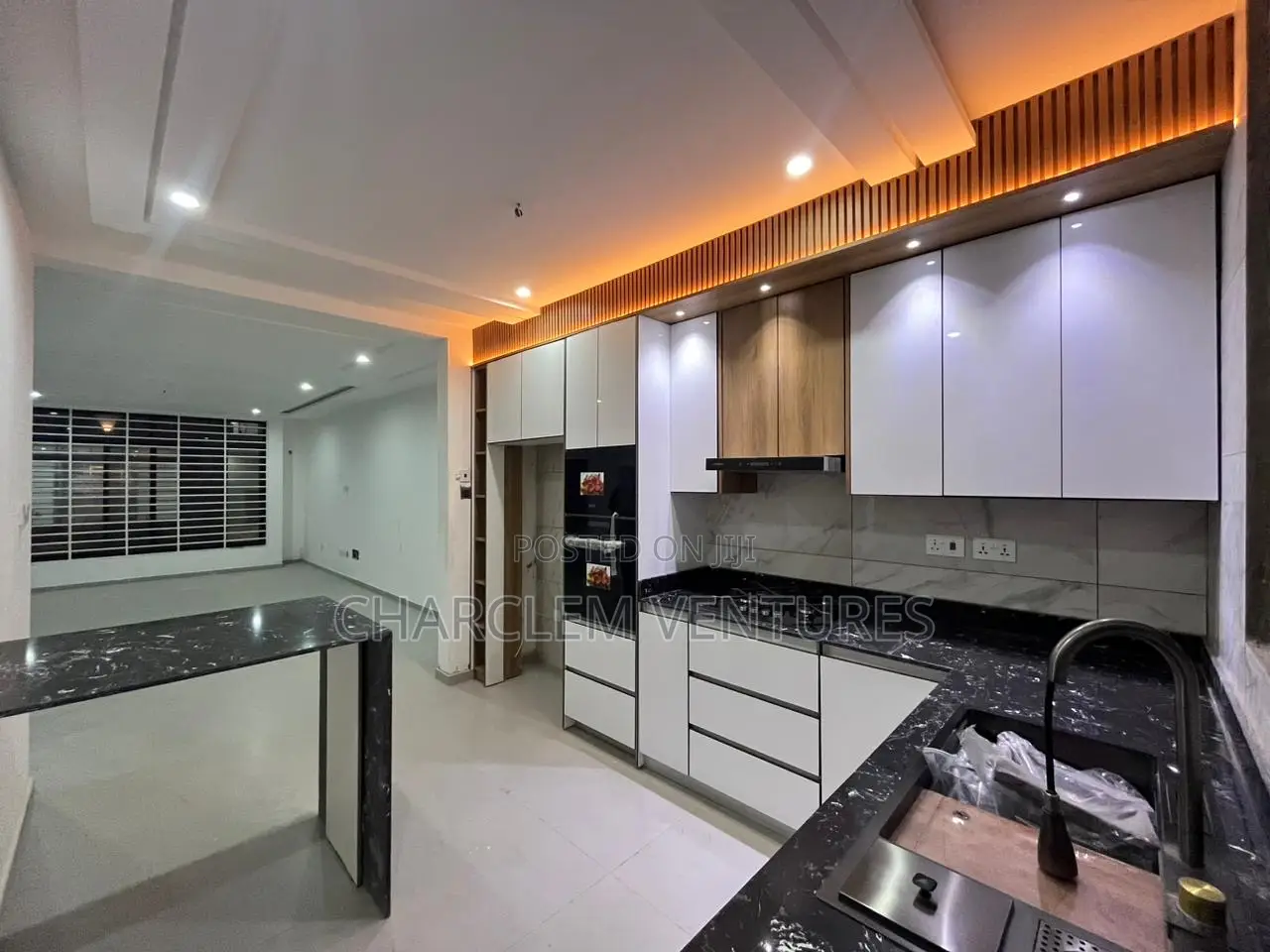 3bdrm Townhouse/Terrace in Charclem Ventures, East Legon for sale
