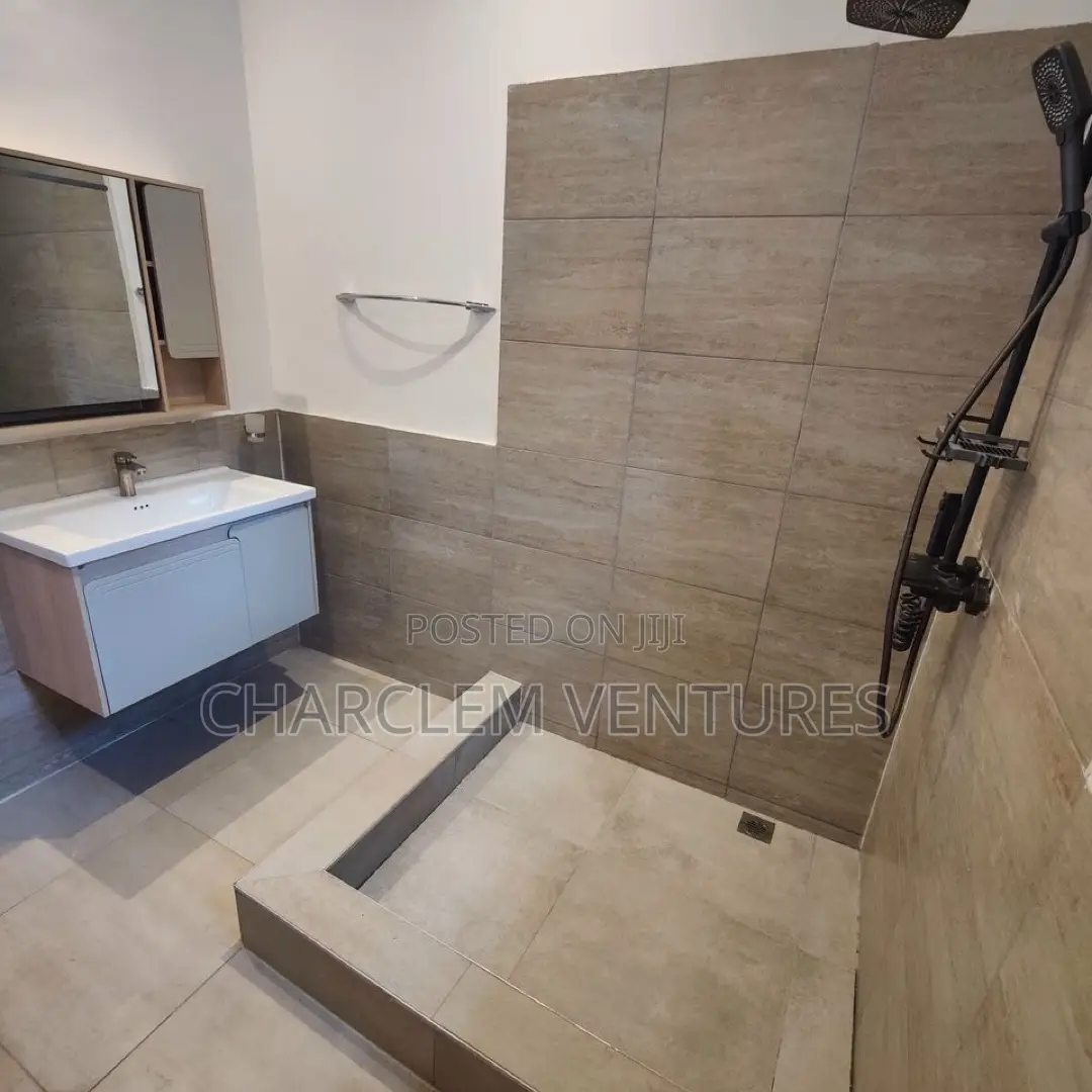 3bdrm House in Charclem Ventures, Adenta for sale