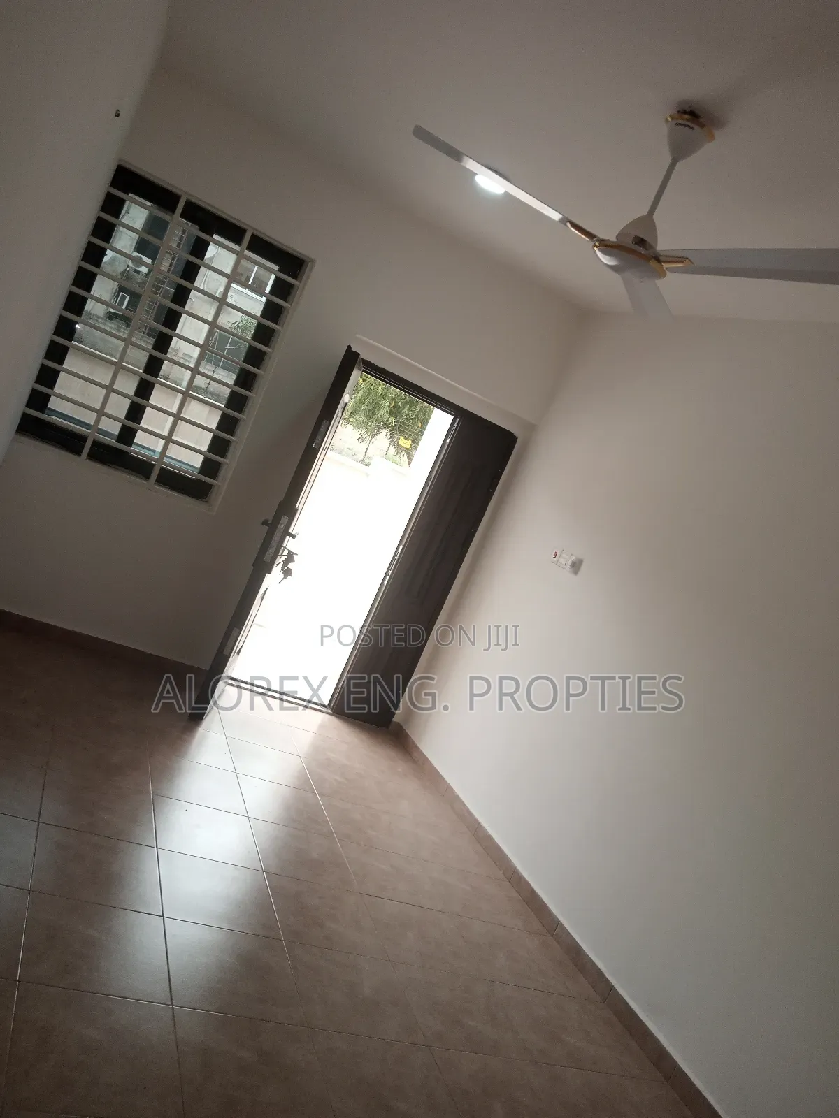1bdrm Apartment in Chamber Self, Adenta for rent