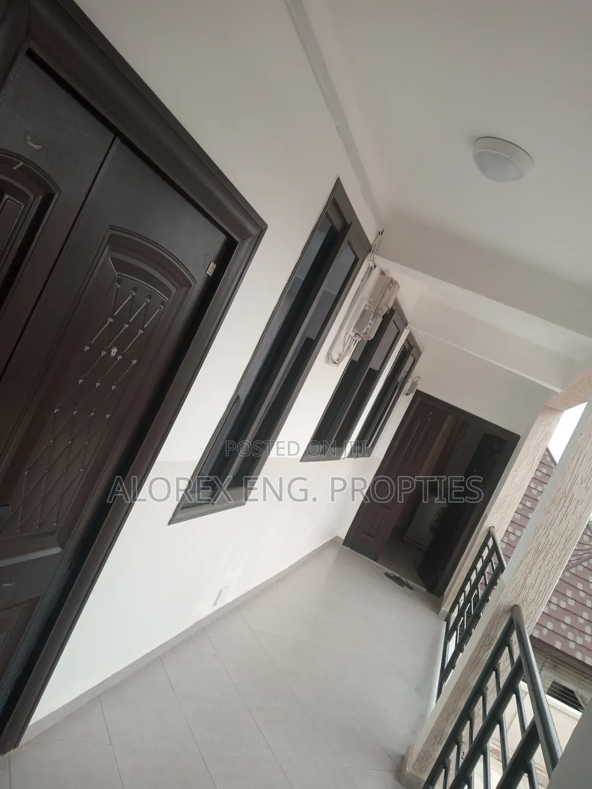 1bdrm Apartment in Chamber Self, Adenta for rent