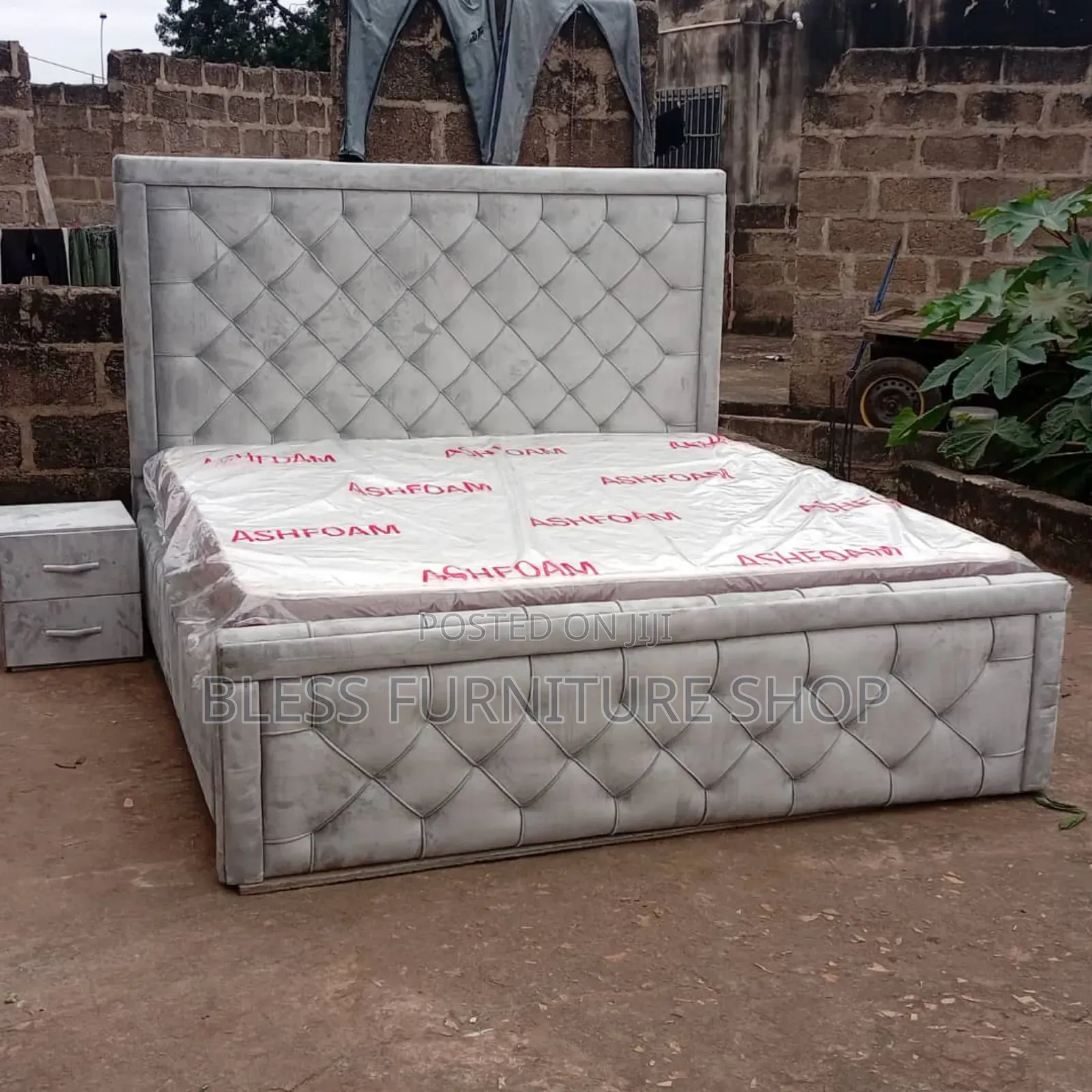 Queen Size Bed Frame With Side Drawers