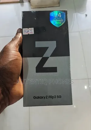 New Samsung Galaxy Z Flip 3 128 GB Black
