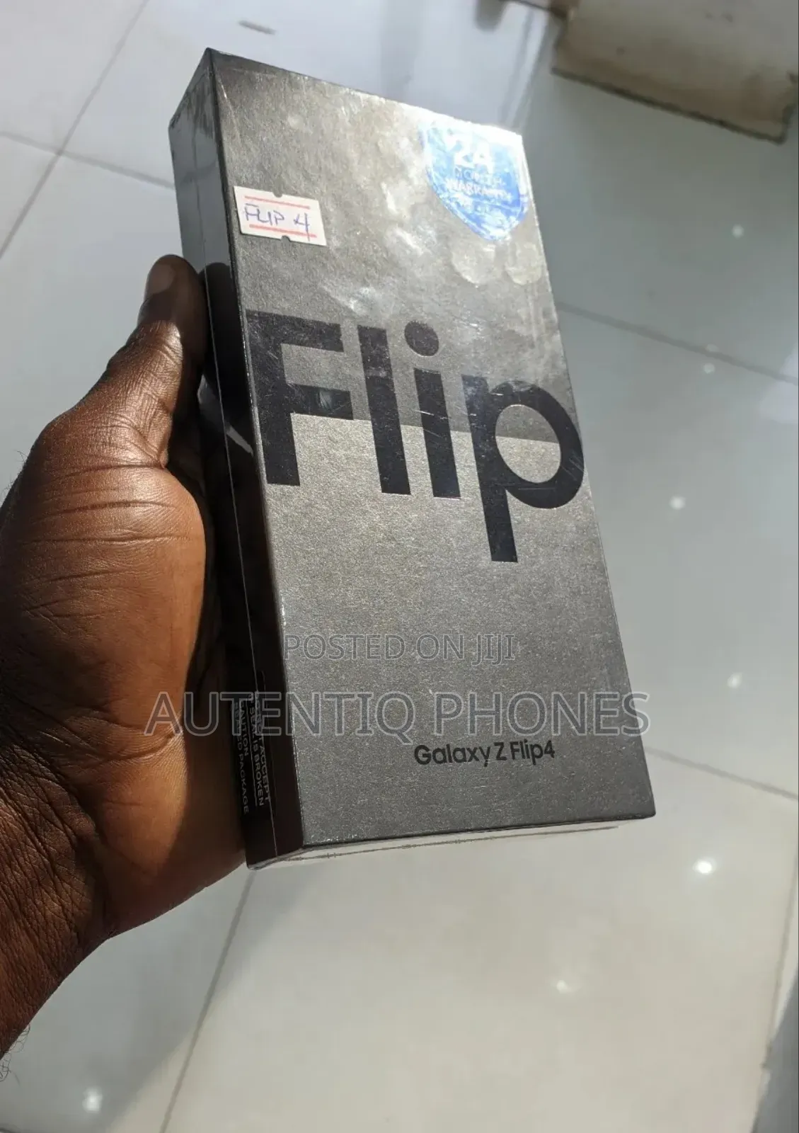 New Samsung Galaxy Z Flip4 256 GB Black