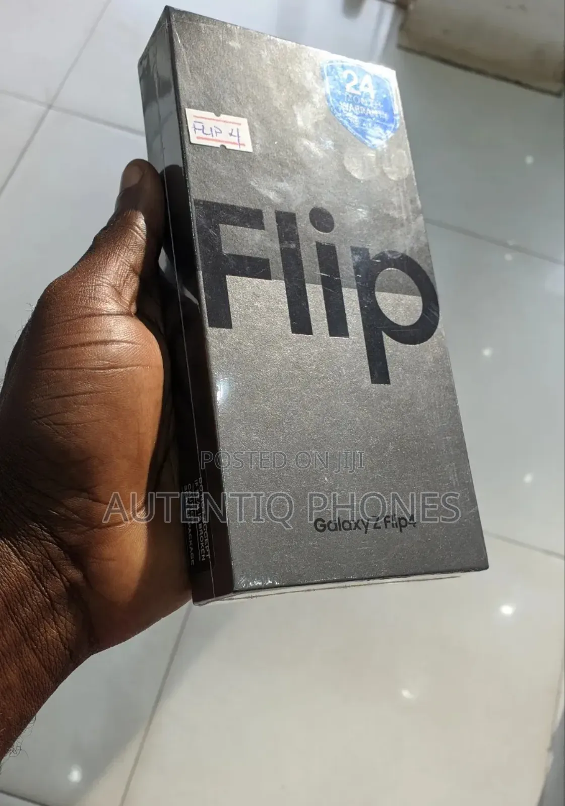 New Samsung Galaxy Z Flip4 256 GB Black