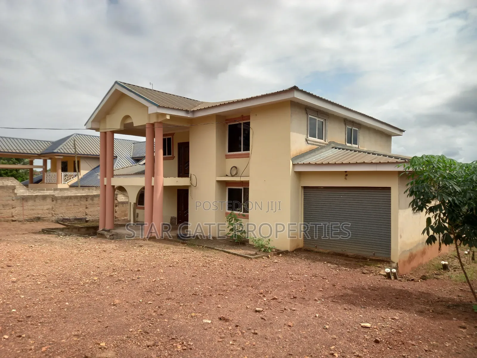 4bdrm House in Atwima Boko, Near, Kumasi Metropolitan for sale