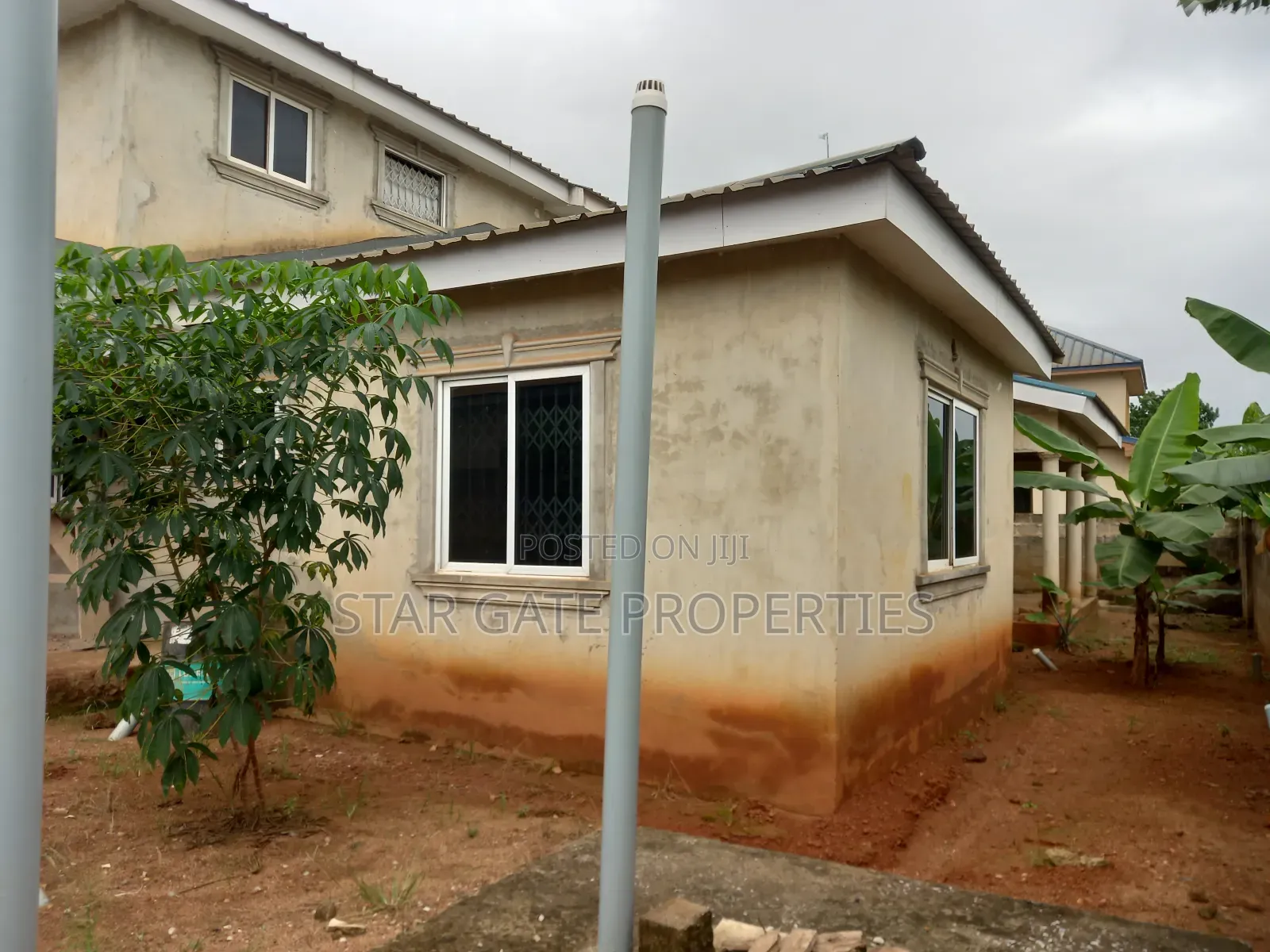 4bdrm House in Atwima Boko, Near, Kumasi Metropolitan for sale