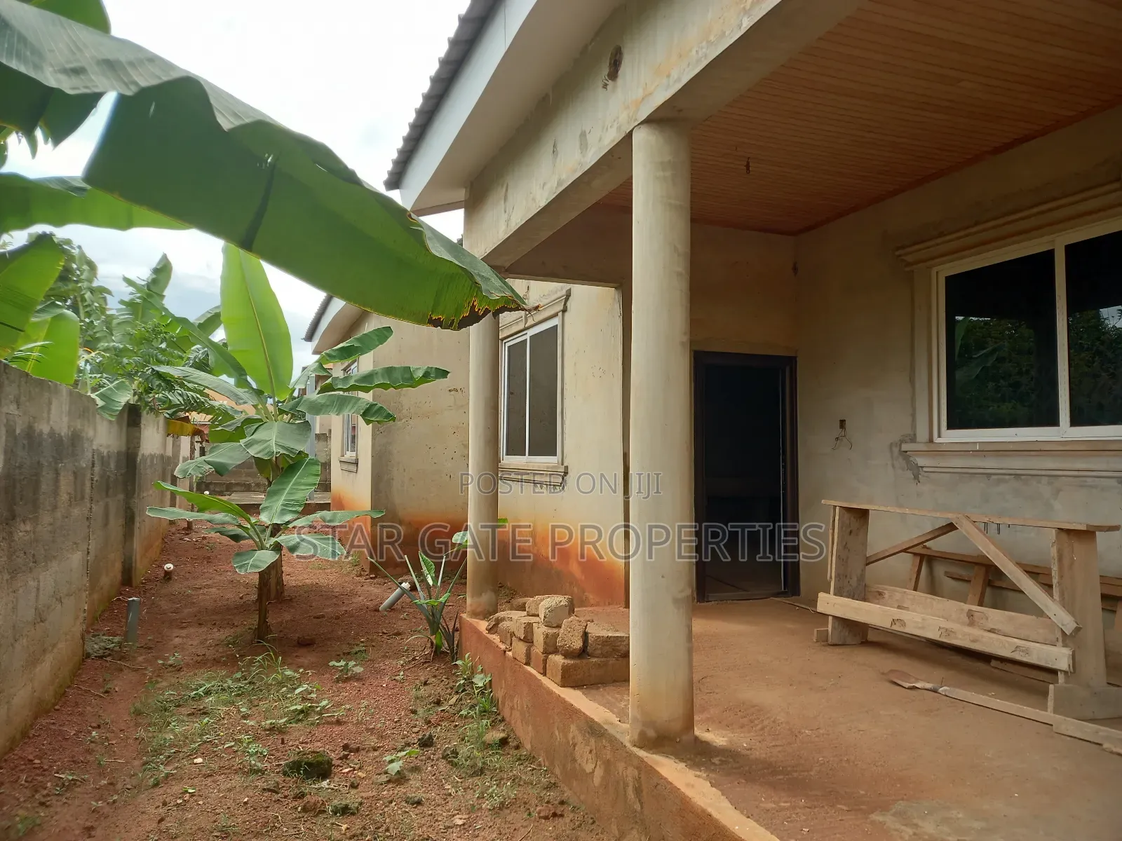 4bdrm House in Atwima Boko, Near, Kumasi Metropolitan for sale