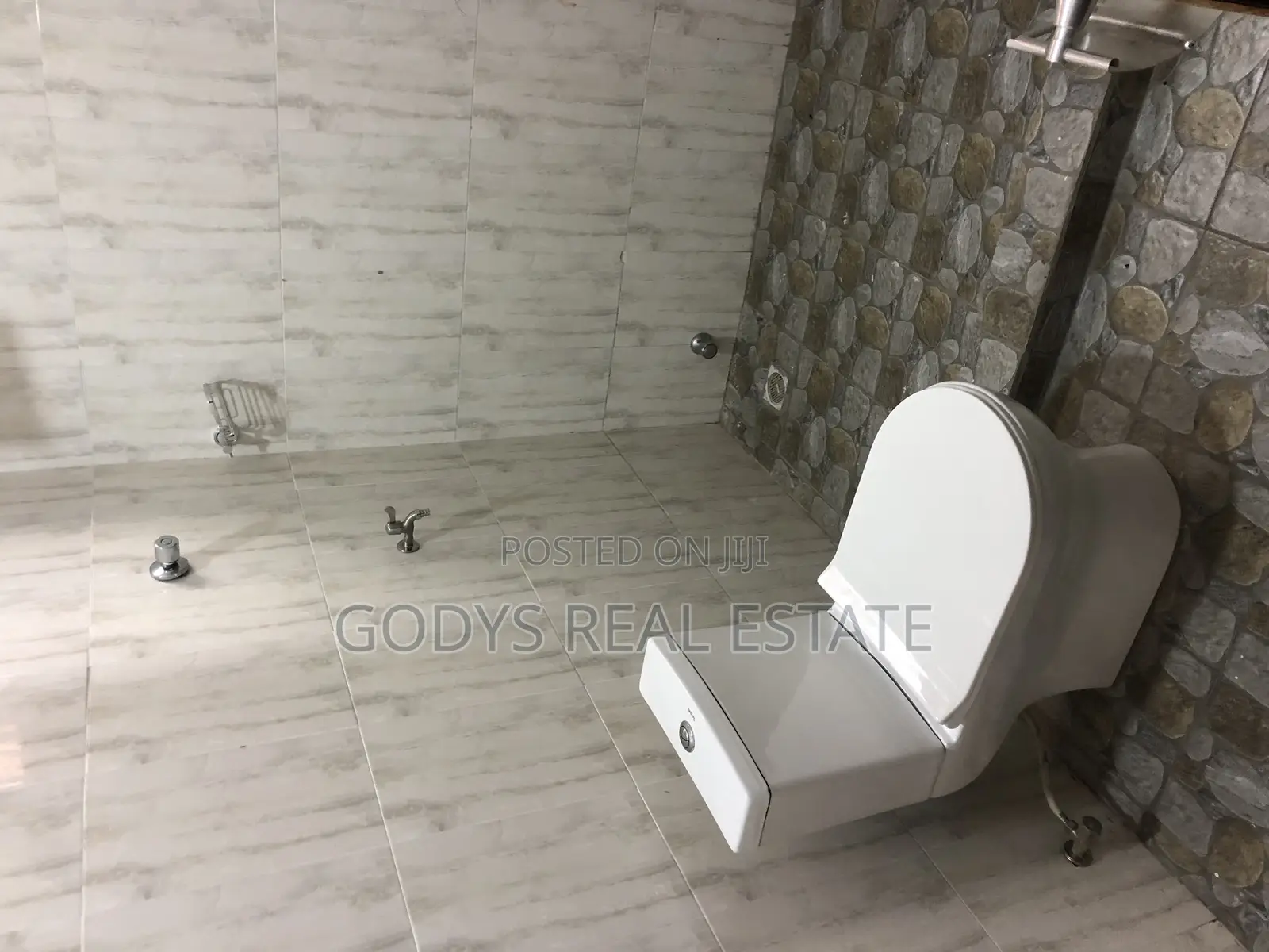 2bdrm Apartment in Opeikuma, Kasoa for rent