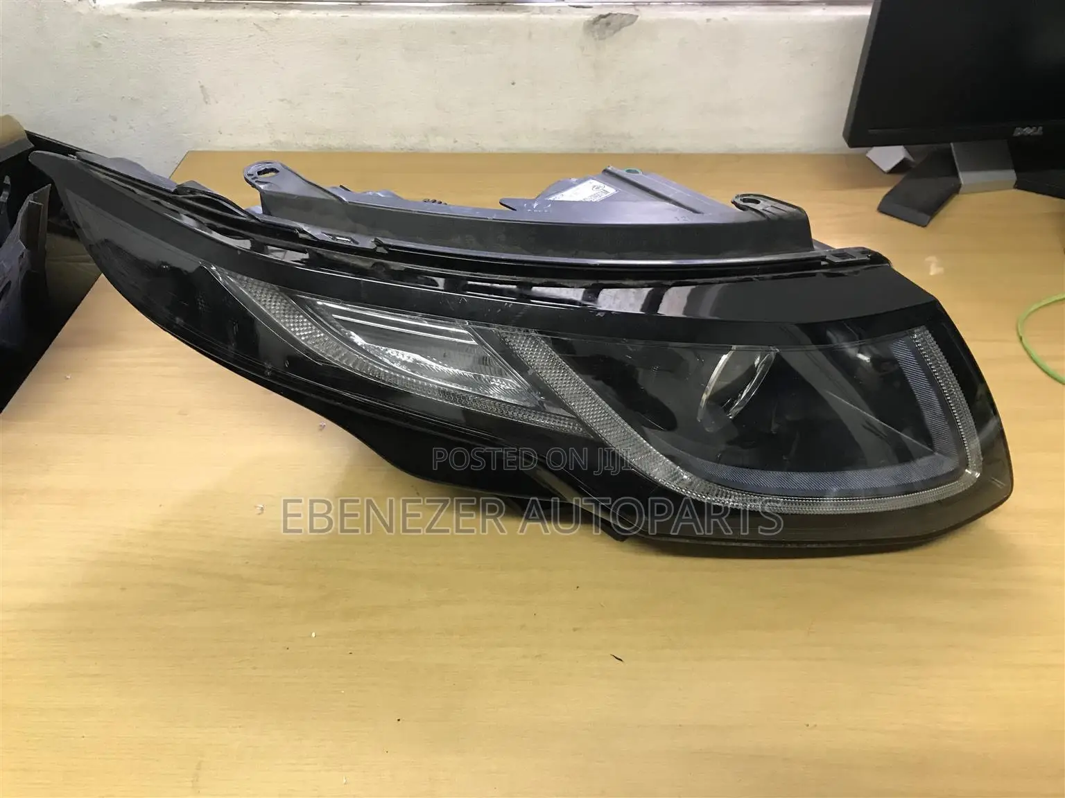 Range Rover Evoque Headlight