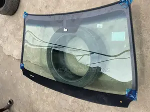 Toyota RAV 4 2018 Windshield