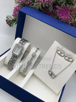 Lady’S Jewelry Set