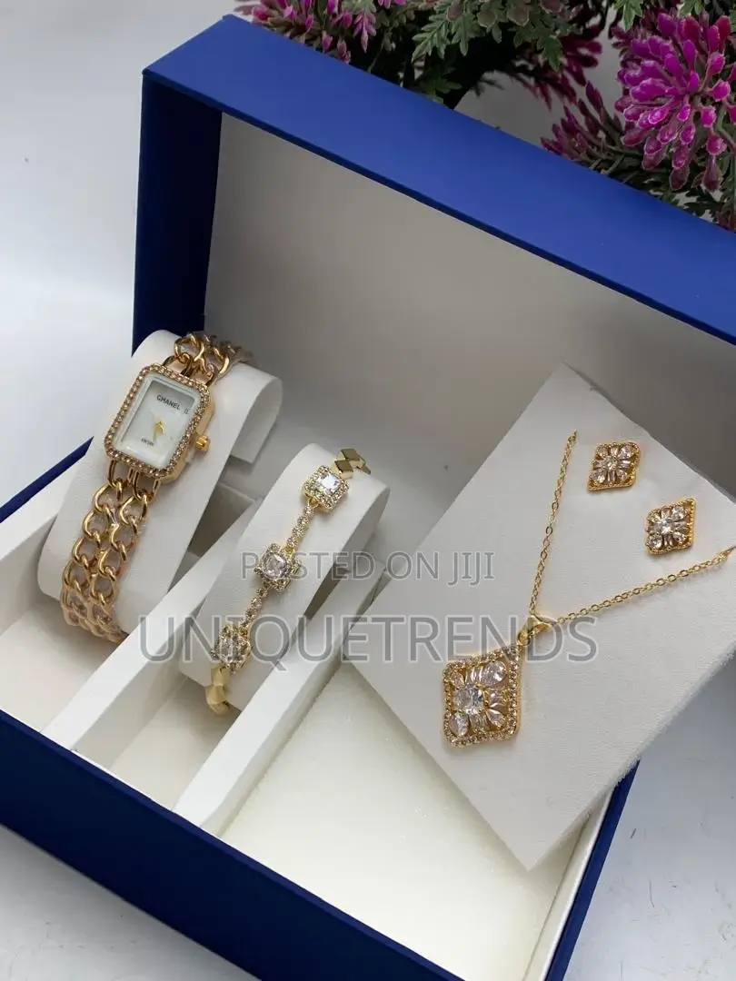 Lady’S Jewelry Set