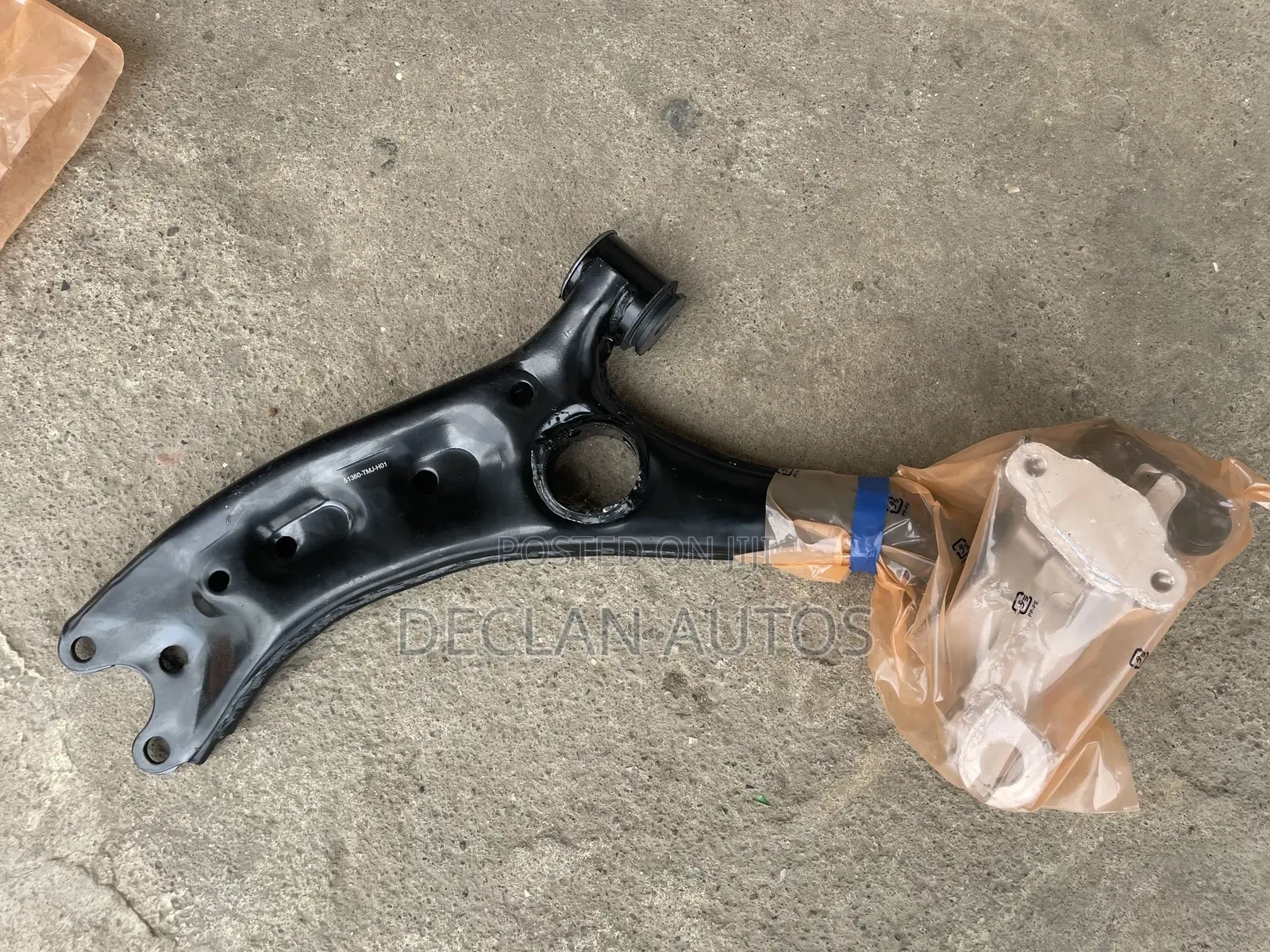 Honda CR-V 2018 Lower Arm