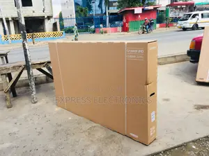 Slim Sleek Uhd Smart 75”Cu7000 Samsung Glossy